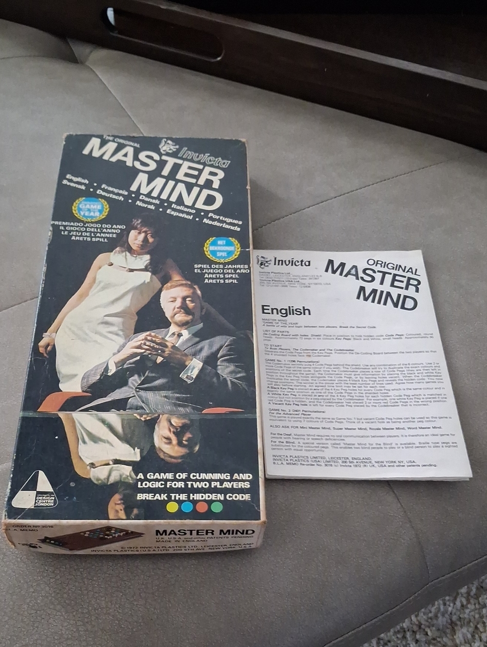 Vintage 1975 Mastermind Board Game